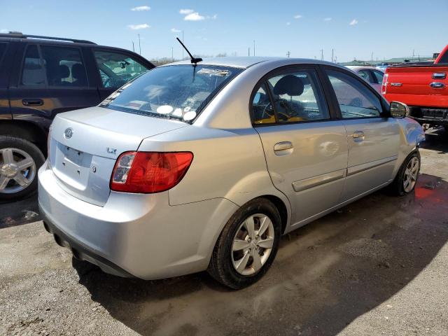 KNADH4A38B6953658 - 2011 KIA RIO BASE SILVER photo 3