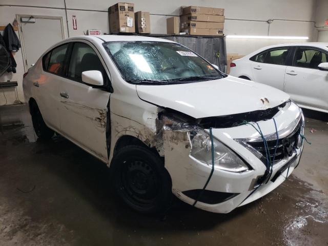 3N1CN7AP3JL859397 - 2018 NISSAN VERSA S WHITE photo 4