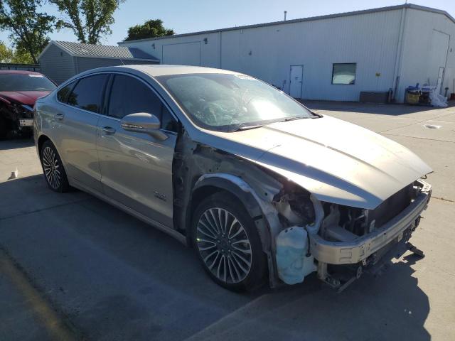 3FA6P0SU7HR187650 - 2017 FORD FUSION TITANIUM PHEV CREAM photo 4