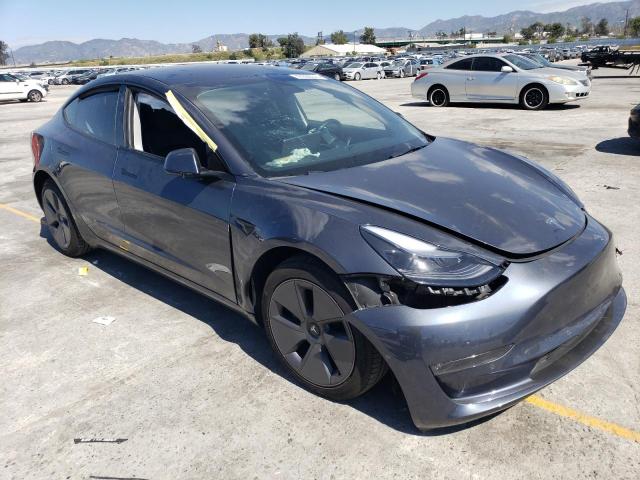 5YJ3E1EB6NF114611 - 2022 TESLA MODEL 3 GRAY photo 4