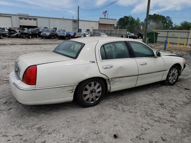 1LNHM82W35Y613595 - 2005 LINCOLN TOWN CAR SIGNATURE LIMITED WHITE photo 3