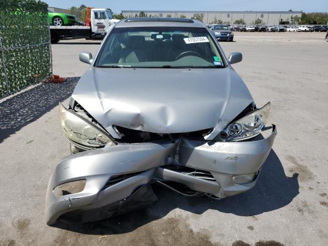 4T1BF32K55U604131 - 2005 TOYOTA CAMRY LE TAN photo 5