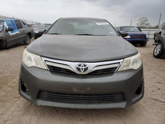 4T4BF1FK3DR284441 - 2013 TOYOTA CAMRY L GREEN photo 5