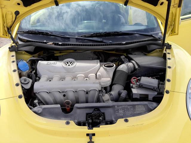 3VWPW3AG9AM014243 - 2010 VOLKSWAGEN NEW BEETLE YELLOW photo 11
