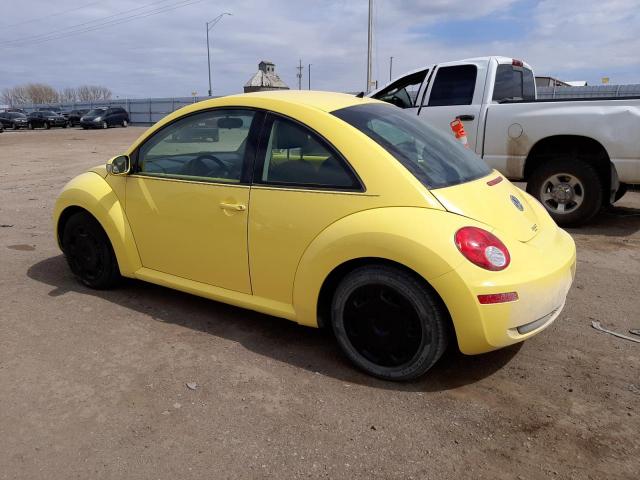 3VWPW3AG9AM014243 - 2010 VOLKSWAGEN NEW BEETLE YELLOW photo 2