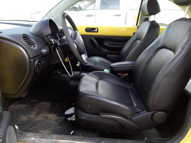 3VWPW3AG9AM014243 - 2010 VOLKSWAGEN NEW BEETLE YELLOW photo 7