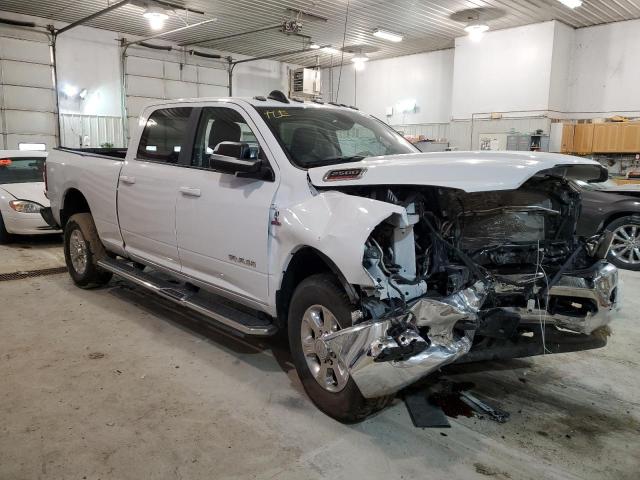 3C6UR5DL6NG119352 - 2022 RAM 2500 BIG HORN/LONE STAR WHITE photo 4