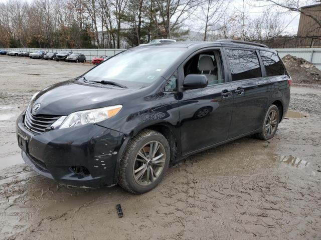 2015 TOYOTA SIENNA LE, 