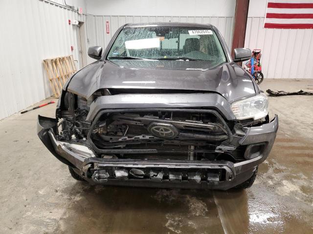 5TFSX5EN4JX062063 - 2018 TOYOTA TACOMA ACCESS CAB فحمي صورة 5