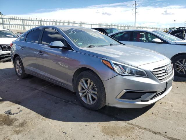 5NPE24AF6FH188657 - 2015 HYUNDAI SONATA SE SILVER photo 4