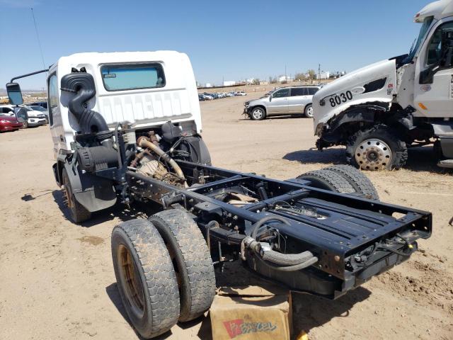 3FRLL45Z26V339932 - 2006 FORD LOW CAB FO LCF450 WHITE photo 2