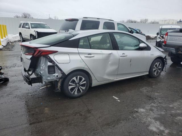 JTDKARFP7H3004412 - 2017 TOYOTA PRIUS PRIM ვერცხლისფერი ფოტო 3