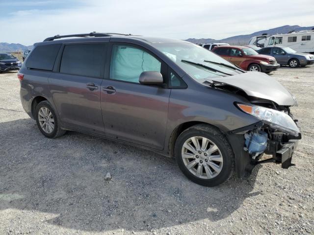 5TDJK3DC2FS098006 - 2015 TOYOTA SIENNA LE GRAY photo 4