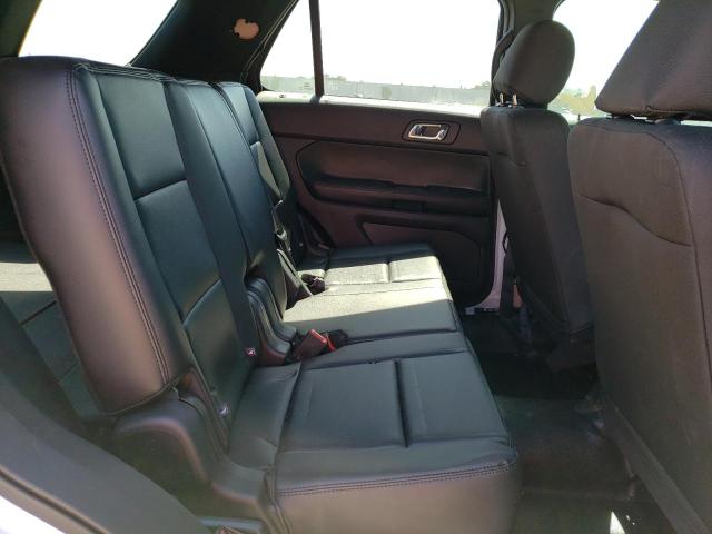 1FM5K8AR2JGB67816 - 2018 FORD EXPLORER POLICE INTERCEPTOR WHITE photo 11