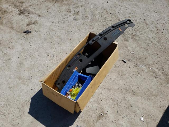 1FM5K8AR2JGB67816 - 2018 FORD EXPLORER POLICE INTERCEPTOR WHITE photo 13