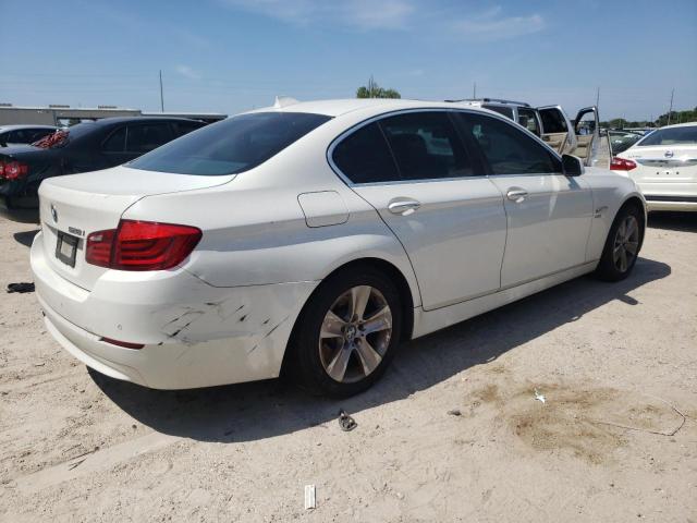 WBAXH5C55CDW07131 - 2012 BMW 528 XI WHITE photo 3