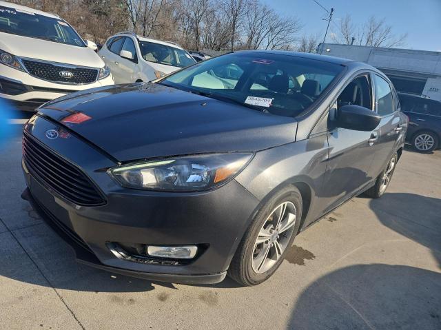 1FADP3FE9JL203041 - 2018 FORD FOCUS SE GRAY photo 2