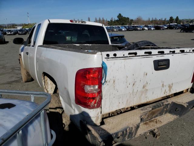 1GCHK29K17E571166 - 2007 CHEVROLET SILVERADO K2500 HEAVY DUTY WHITE photo 2