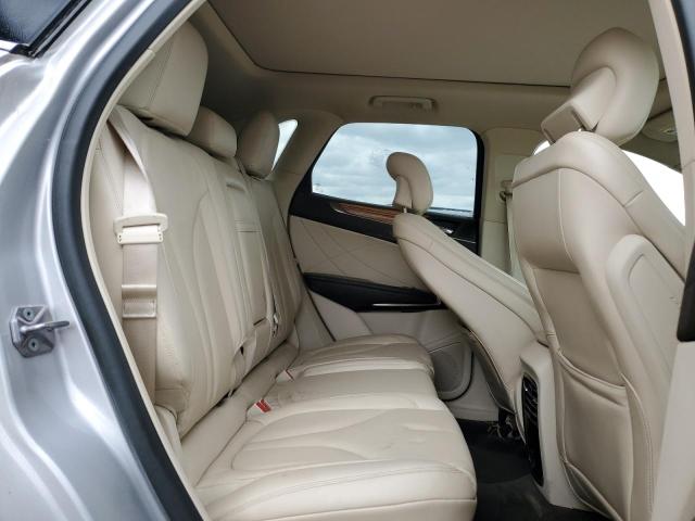 5LMCJ2C9XGUJ05222 - 2016 LINCOLN MKC SELECT Արծաթագույն լուսանկար 11