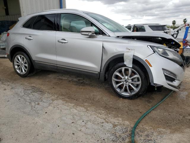 5LMCJ2C9XGUJ05222 - 2016 LINCOLN MKC SELECT Արծաթագույն լուսանկար 4