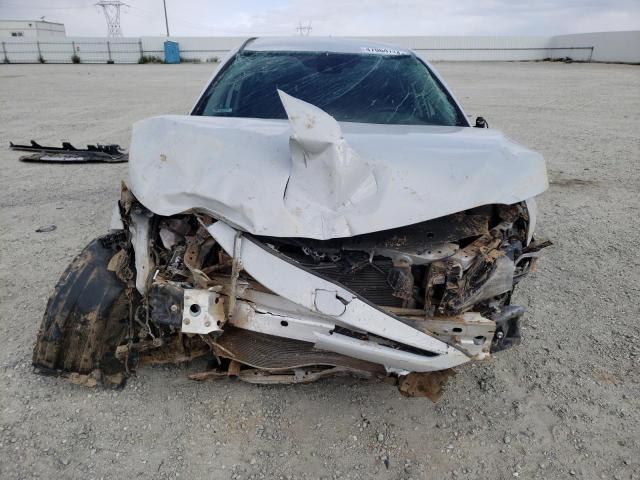 4T1G11AK9RU201074 - 2024 TOYOTA CAMRY SE NIGHT SHADE WHITE photo 5