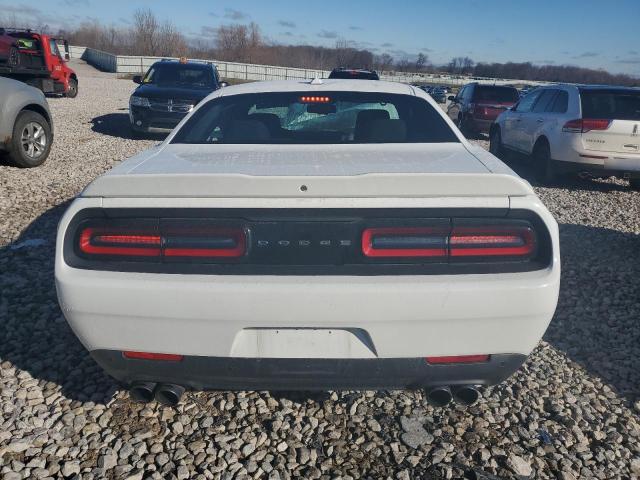 2C3CDZAT9FH711123 - 2015 DODGE CHALLENGER SXT WHITE photo 6