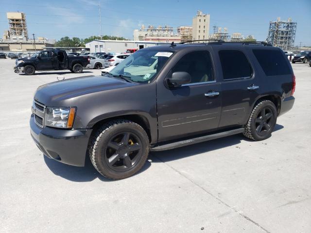 1GNSCAE00BR153739 - 2011 CHEVROLET TAHOE C1500  LS GRAY photo 1