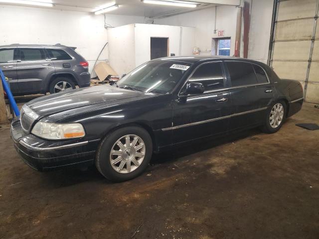 2LNBL8EVXAX618525 - 2010 LINCOLN TOWN CAR EXECUTIVE L BLACK photo 1