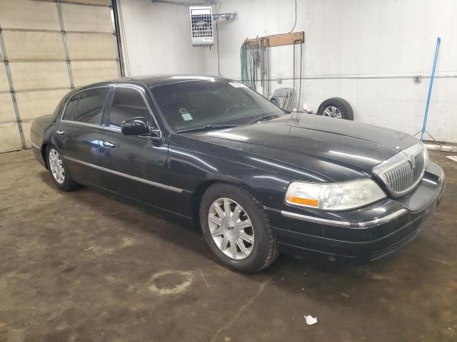 2LNBL8EVXAX618525 - 2010 LINCOLN TOWN CAR EXECUTIVE L BLACK photo 4