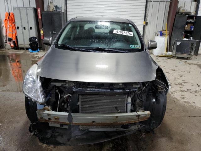 3N1CN7AP9EL814891 - 2014 NISSAN VERSA S GRAY photo 5