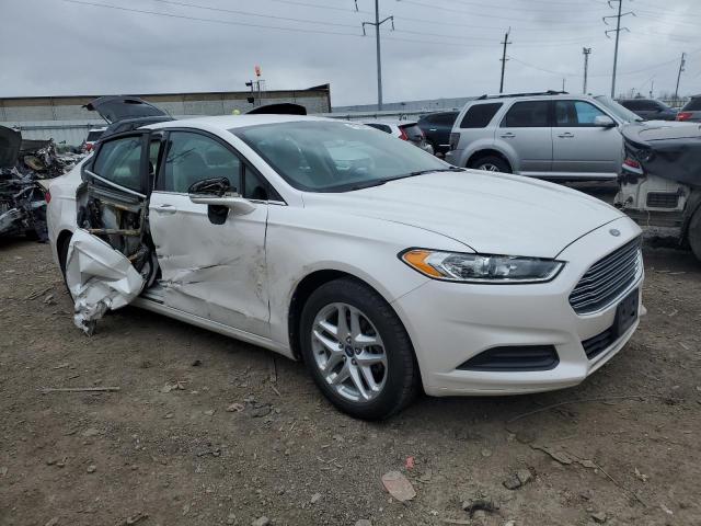 3FA6P0HR8DR111514 - 2013 FORD FUSION SE WHITE photo 4