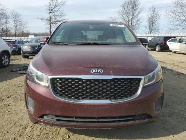 KNDMB5C15H6313180 - 2017 KIA SEDONA LX MAROON photo 5