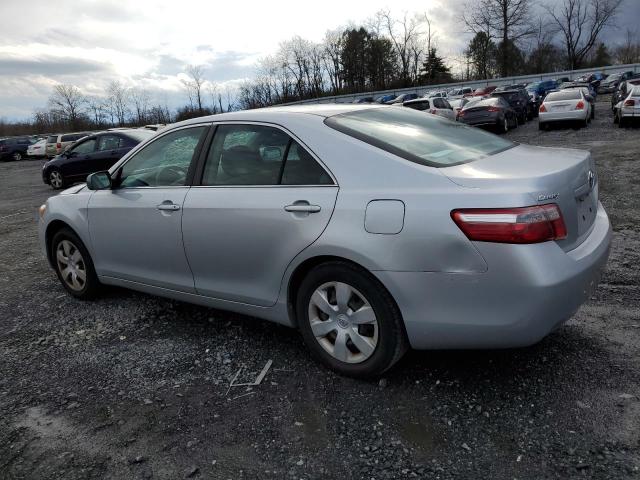 4T1BE46K07U095037 - 2007 TOYOTA CAMRY CE SILVER photo 2