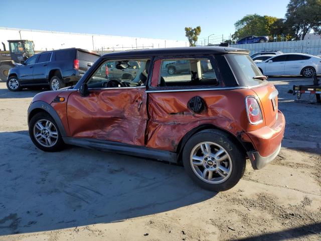 WMWSU3C5XDT546344 - 2013 MINI COOPER ORANGE photo 2