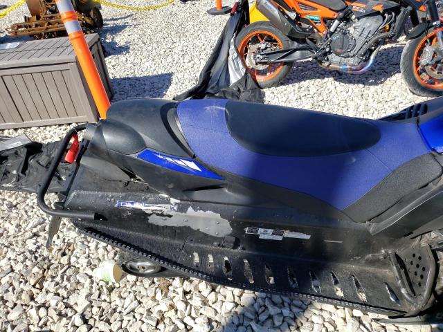 JYE8HK0099A000569 - 2009 YAMAHA SNOWMOBILE BLUE photo 6