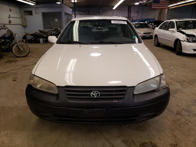 4T1BG22K4VU762757 - 1997 TOYOTA CAMRY CE WHITE photo 5