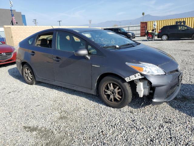 JTDKN3DU5E1747104 - 2014 TOYOTA PRIUS GRAY photo 4