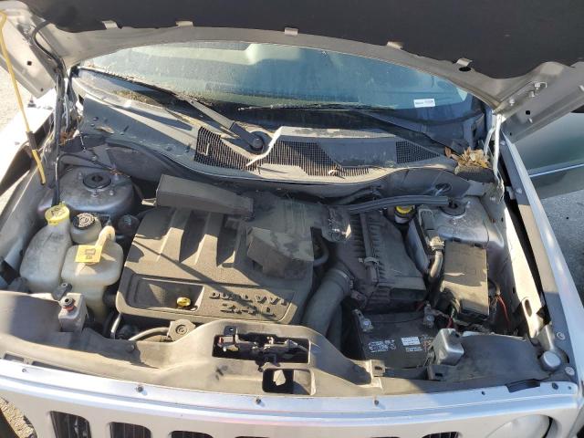 1J4NT1GB7AD621542 - 2010 JEEP PATRIOT SPORT SILVER photo 12