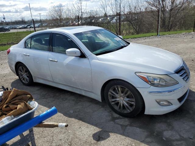 KMHGC4DD8DU257606 - 2013 HYUNDAI GENESIS 3.8L WHITE photo 4