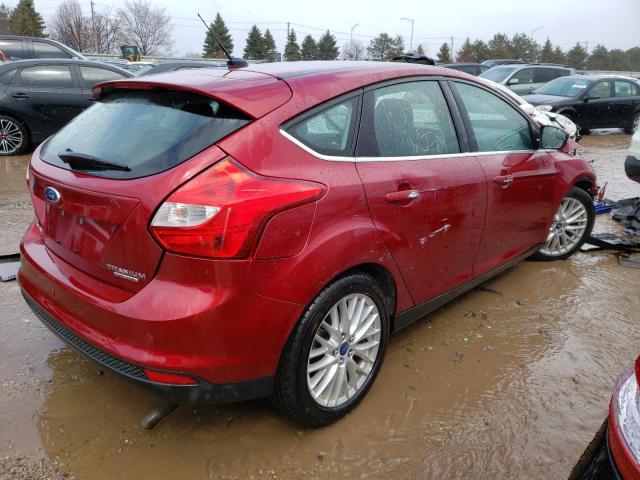 1FADP3N22EL105367 - 2014 FORD FOCUS TITANIUM RED photo 3