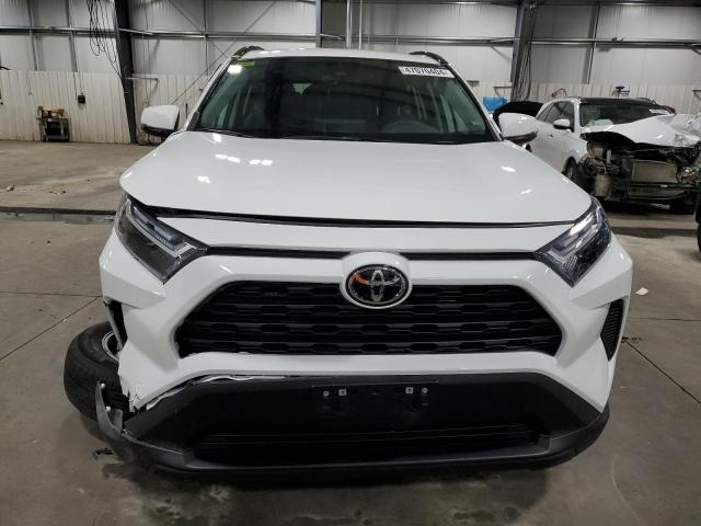 2T3P1RFV0PW370535 - 2023 TOYOTA RAV4 XLE WHITE photo 5