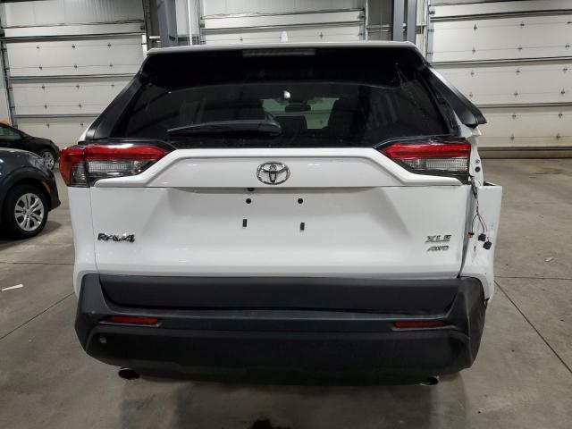 2T3P1RFV0PW370535 - 2023 TOYOTA RAV4 XLE WHITE photo 6