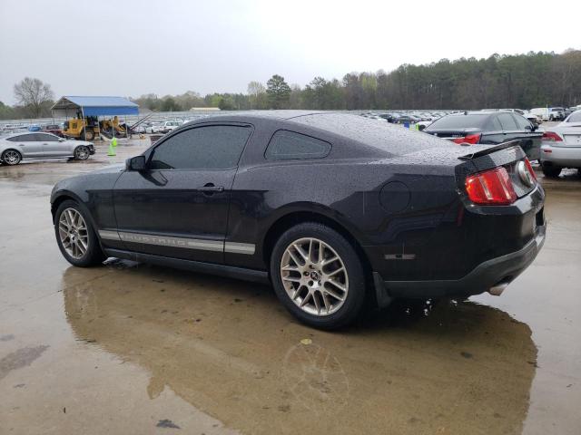 1ZVBP8AM6C5229341 - 2012 FORD MUSTANG BLACK photo 2