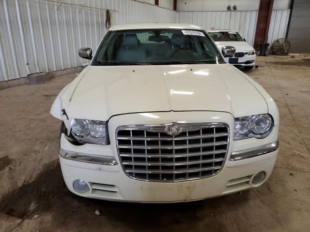 2C3JA63H15H664868 - 2005 CHRYSLER 300C CREAM photo 5