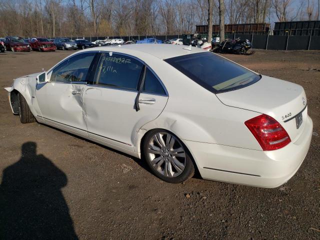 WDDNG9FB7AA302983 - 2010 MERCEDES-BENZ S 400 WHITE photo 2