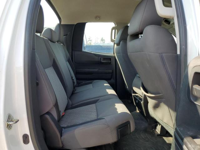 5TFUW5F10HX601635 - 2017 TOYOTA TUNDRA DOUBLE CAB SR/SR5 WHITE photo 10