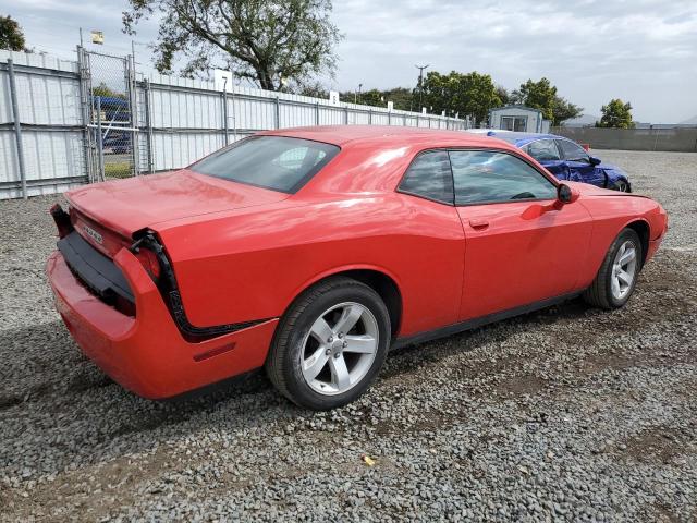 2C3CDYAG5EH306291 - 2014 DODGE CHALLENGER SXT RED photo 3