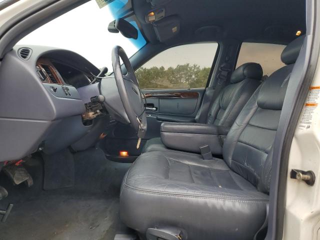 1LNHM81W91Y650775 - 2001 LINCOLN TOWN CAR EXECUTIVE Weiß Foto 7