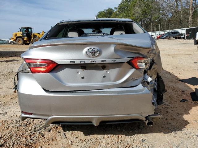 4T1G11AK5LU858140 - 2020 TOYOTA CAMRY SE Күміс фото 6