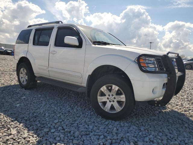 5N1AR18W45C724025 - 2005 NISSAN PATHFINDER LE თეთრი ფოტო 4